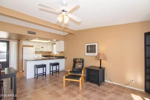 Fountain Hills, AZ 85268,16807 E GUNSIGHT Drive #B7