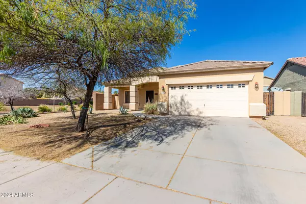 17766 W PORT ROYALE Lane, Surprise, AZ 85388