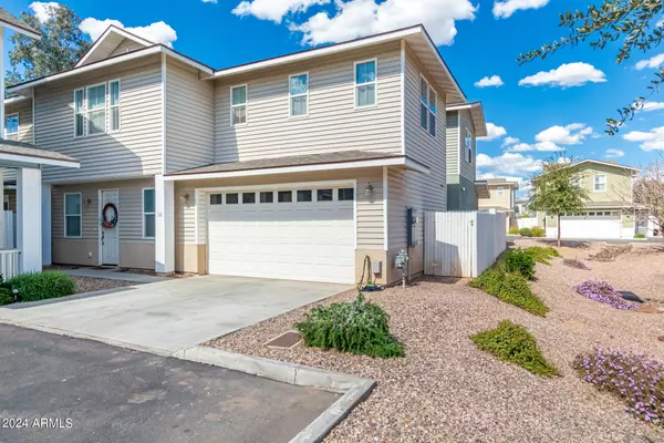 Phoenix, AZ 85051,3218 W GLENDALE Avenue #12