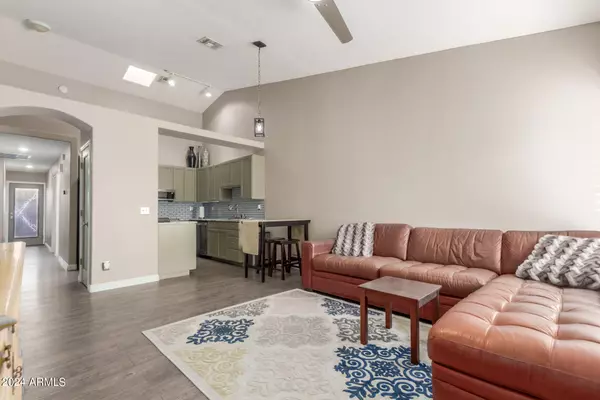 Phoenix, AZ 85032,2730 E SCHILIRO Circle