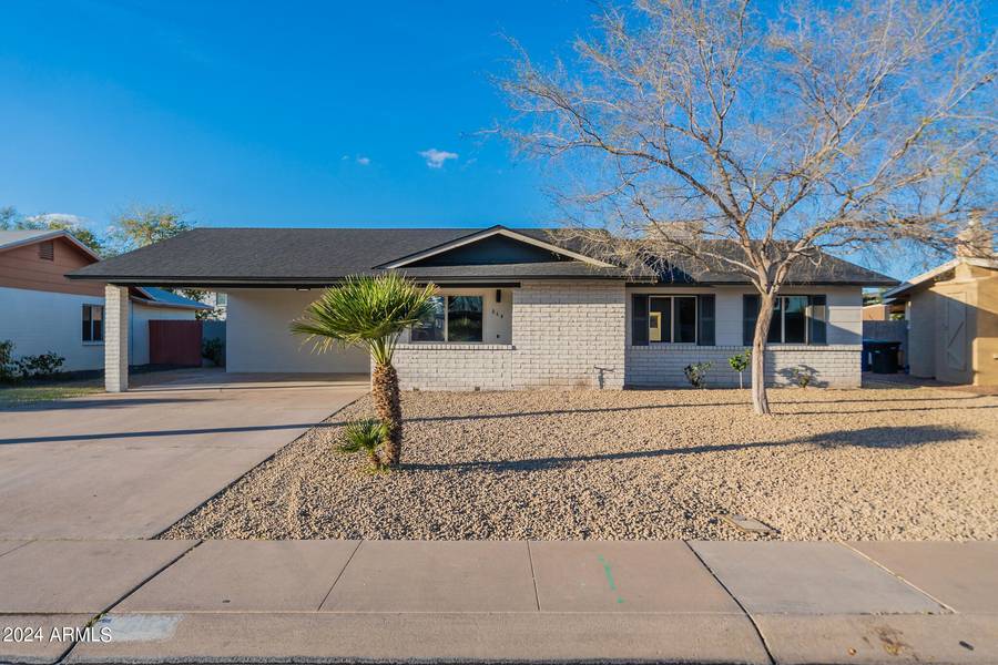 864 W SHANNON Street, Chandler, AZ 85225