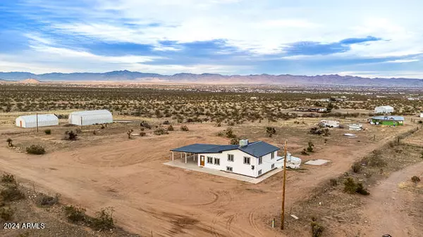 Golden Valley, AZ 86413,1066 S GUTHRIE Road