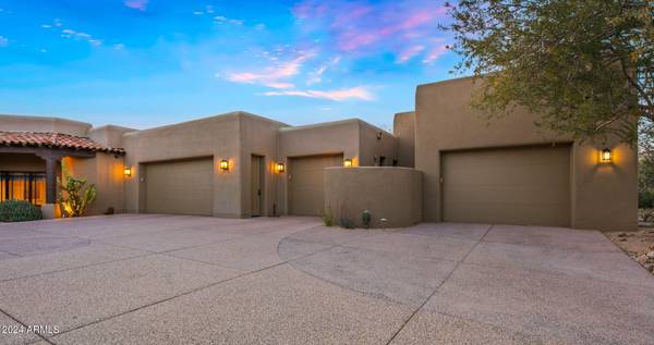 Scottsdale, AZ 85255,9820 E Thompson Peak Parkway #732