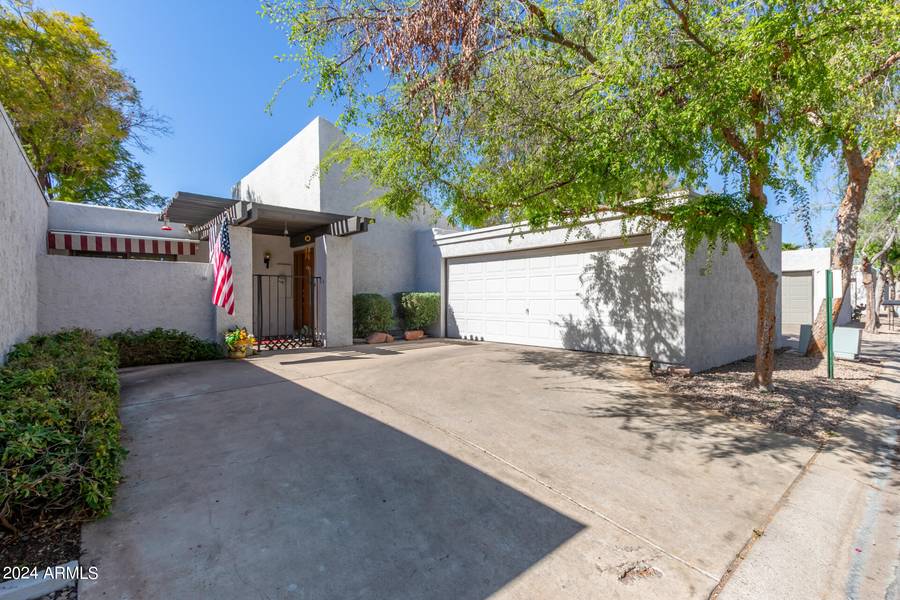 2104 N SQUIRE Avenue, Tempe, AZ 85288