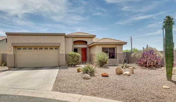 2403 N RAVEN Circle, Mesa, AZ 85207