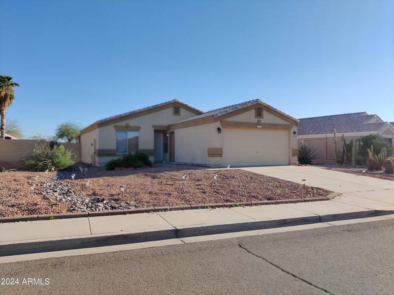 1117 W 21st Avenue, Apache Junction, AZ 85120