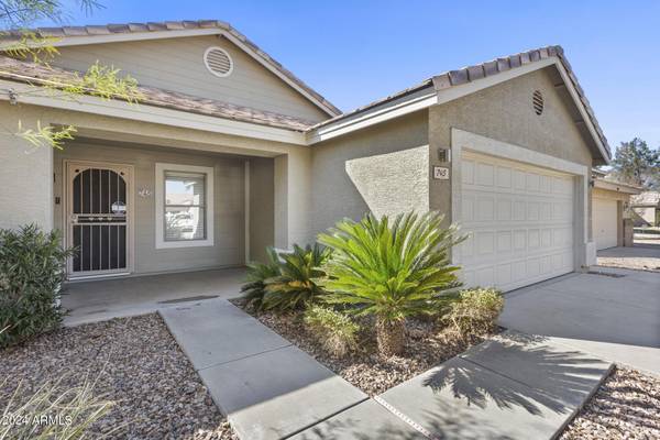 745 W HENDERSON Lane,  Gilbert,  AZ 85233