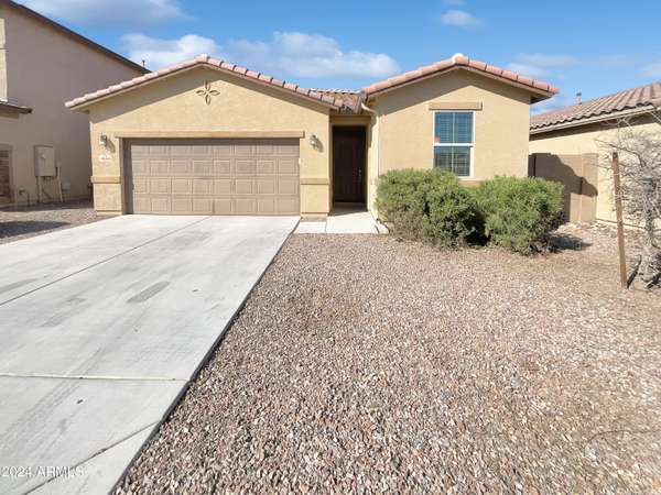 4554 W KIRKLAND Avenue, San Tan Valley, AZ 85144