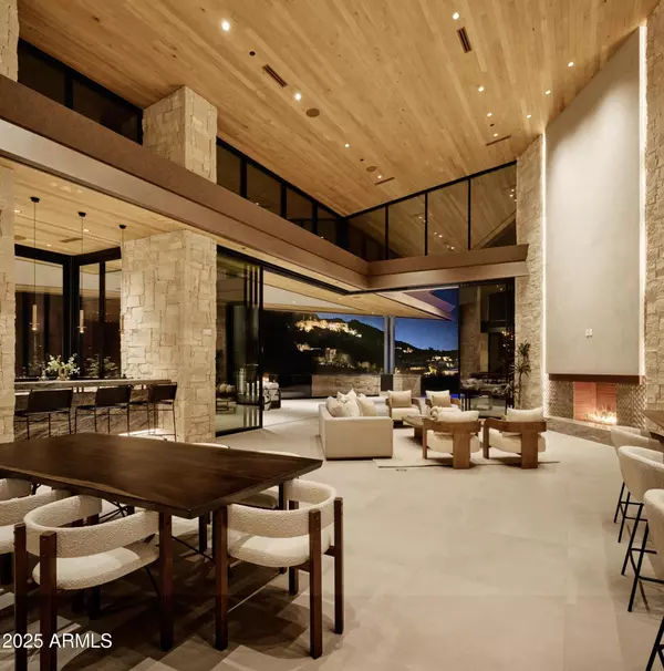 Paradise Valley, AZ 85253,7140 N 40TH Street #12