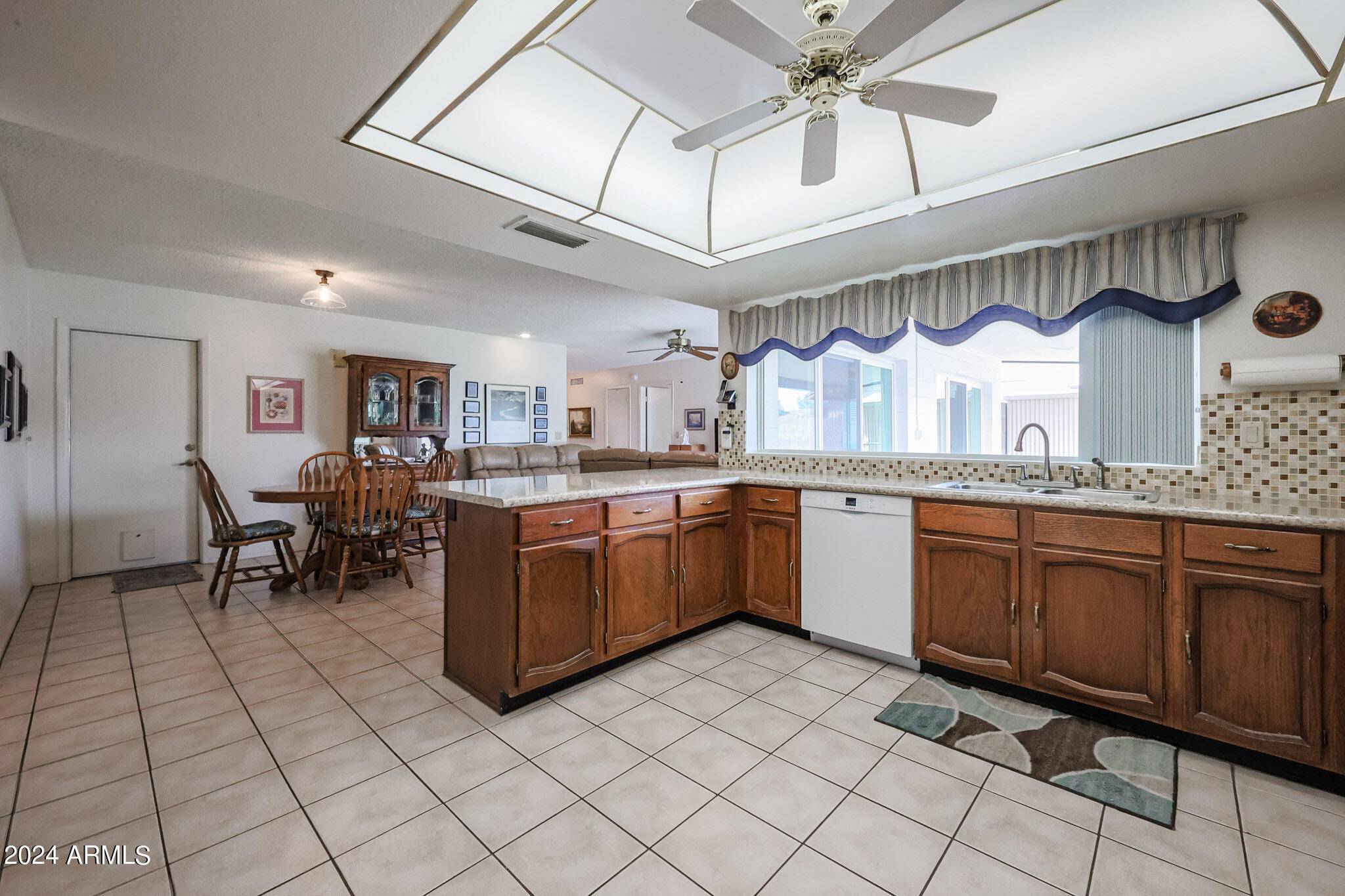 Glendale, AZ 85304,5803 W YUCCA Street