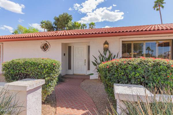 7 E TIERRA BUENA Lane,  Phoenix,  AZ 85022