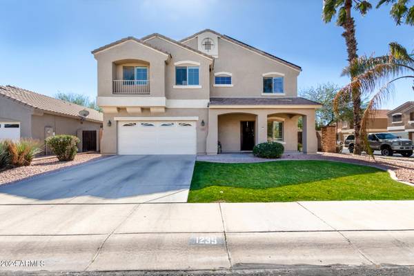 Gilbert, AZ 85297,1235 E BLUEBIRD Drive