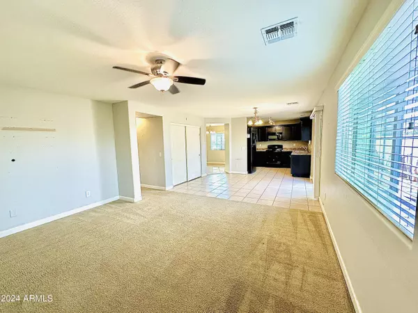 Tolleson, AZ 85353,8698 W MONROE Street