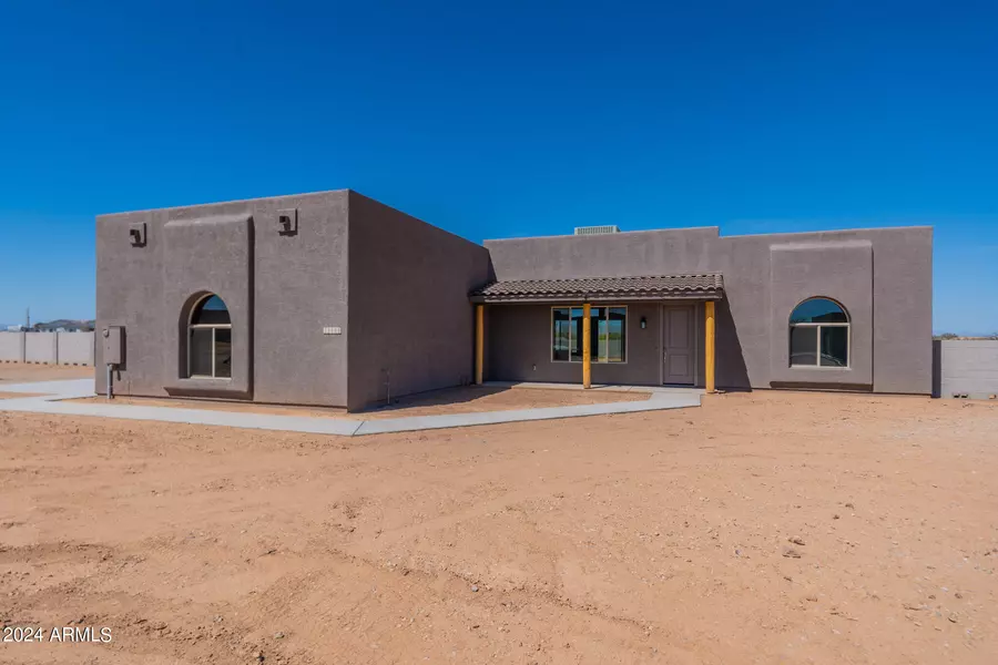 23008 W Peakview Road, Wittmann, AZ 85361