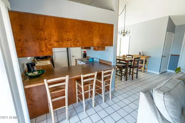 7127 W YUCCA Street Peoria, AZ 85345