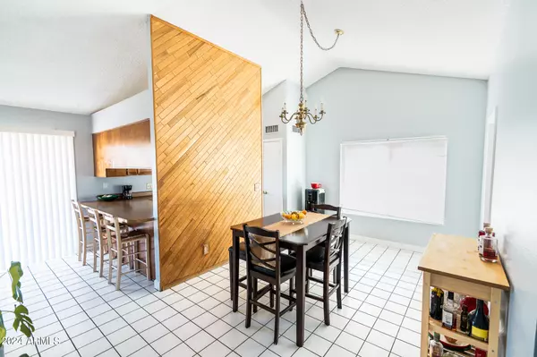 7127 W YUCCA Street Peoria, AZ 85345