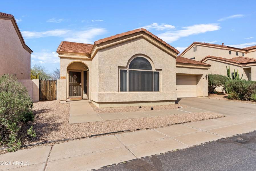 1136 N 87TH Place, Mesa, AZ 85207