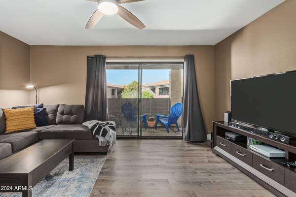 Mesa, AZ 85202,1730 W EMELITA Avenue #2003