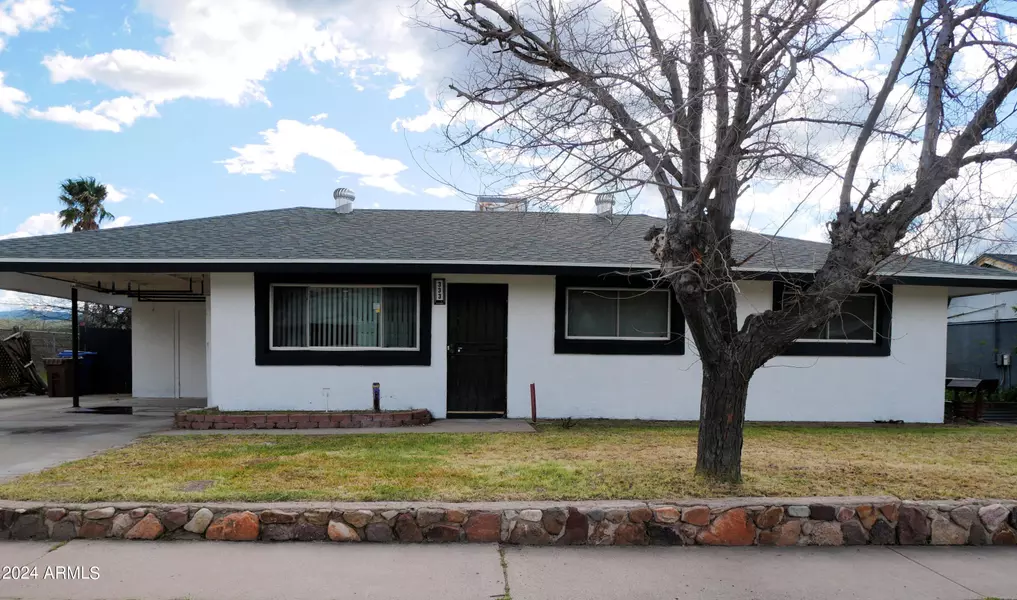 333 W ESSEX Road, Kearny, AZ 85137