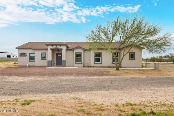8667 N PALO VERDE Road, Florence, AZ 85132