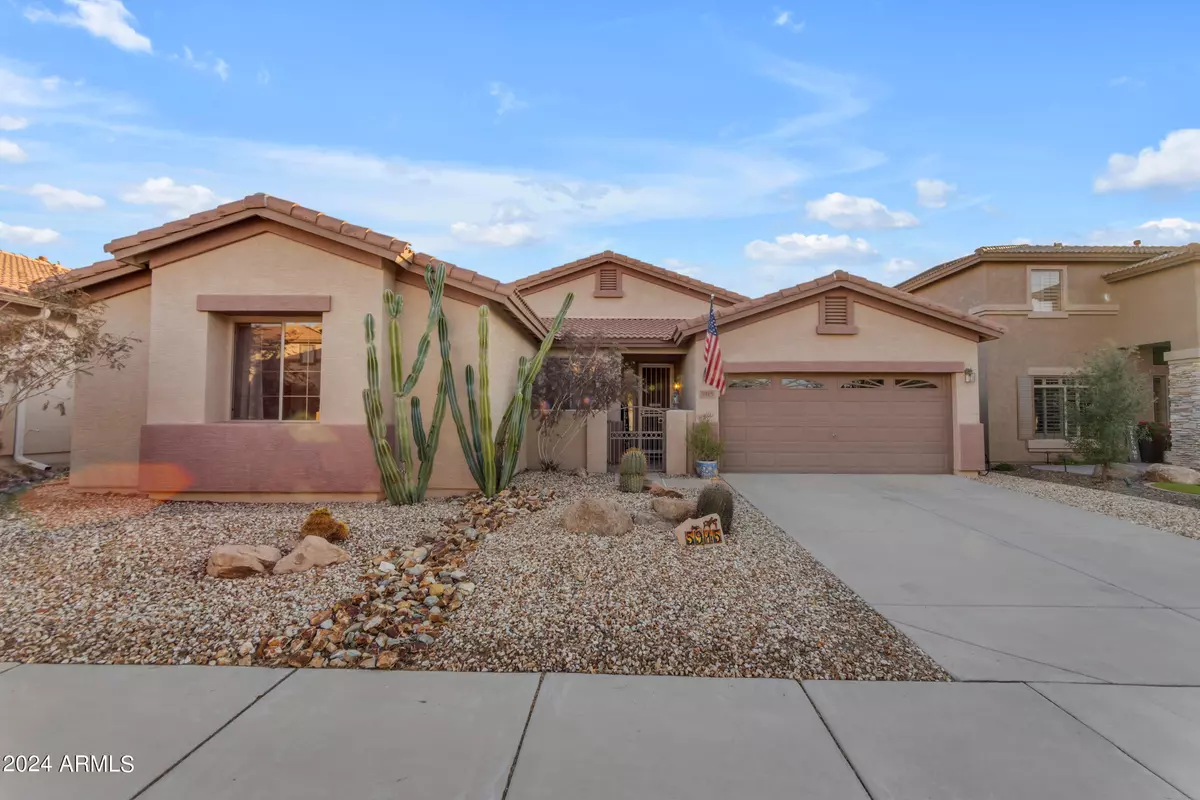 Phoenix, AZ 85083,5915 W RUNNING DEER Trail