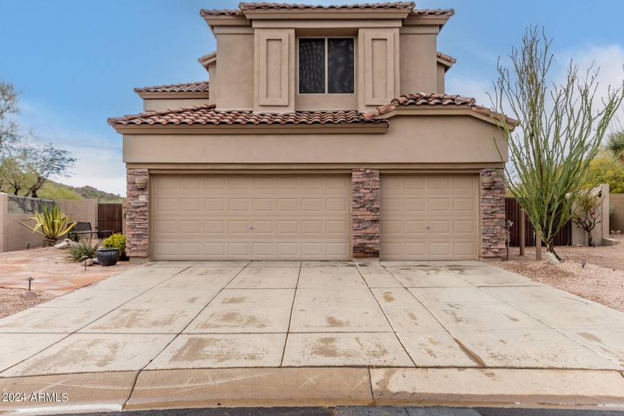 7611 E ROLAND Circle, Mesa, AZ 85207