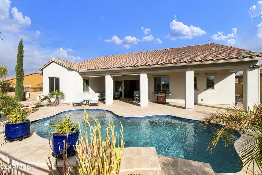 10121 E TOPAZ Avenue, Mesa, AZ 85212