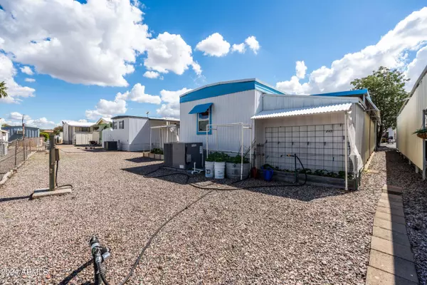 Chandler, AZ 85225,15802 S Gilbert Road #13