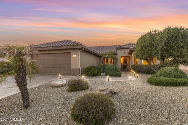 17642 N THOROUGHBRED Drive, Surprise, AZ 85374