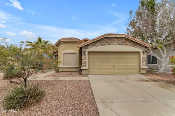 Phoenix, AZ 85042,2606 E FAWN Drive