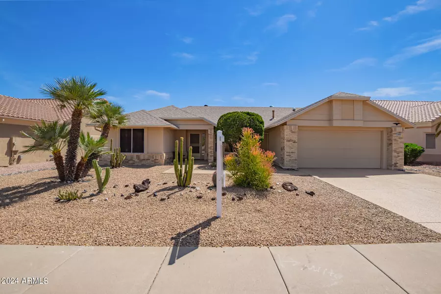 15009 W YOSEMITE Drive, Sun City West, AZ 85375