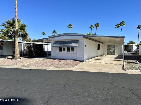 Mesa, AZ 85206,303 S RECKER Road #47