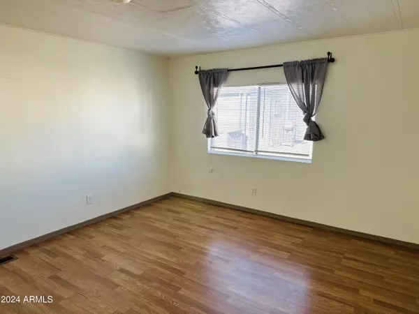 Mesa, AZ 85206,303 S RECKER Road #47