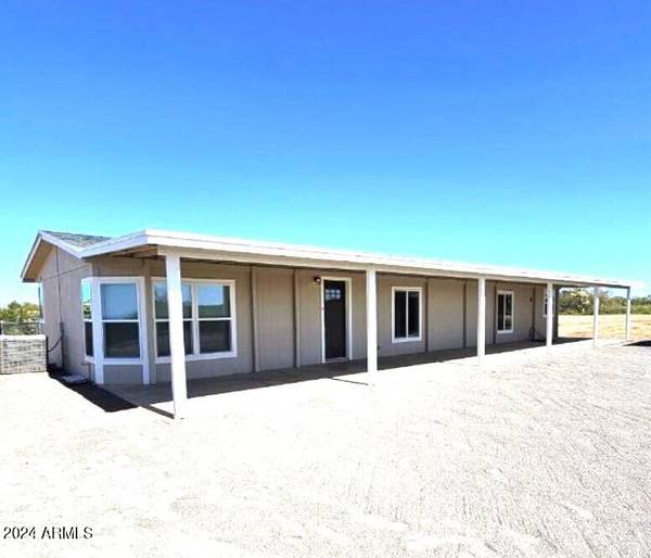 8675 N PAGE Road,  Florence,  AZ 85132