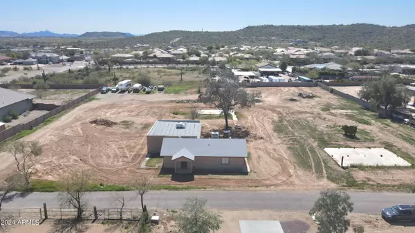 3535 W MCARTHUR Road #-, Phoenix, AZ 85083