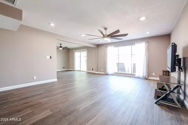 Phoenix, AZ 85051,3932 W NORTHVIEW Avenue