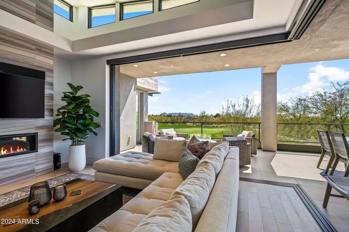 Scottsdale, AZ 85262,37200 N Cave Creek Road #2124