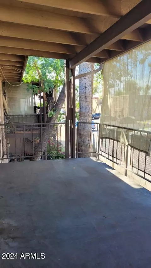 Phoenix, AZ 85015,2413 W HAZELWOOD Street #281