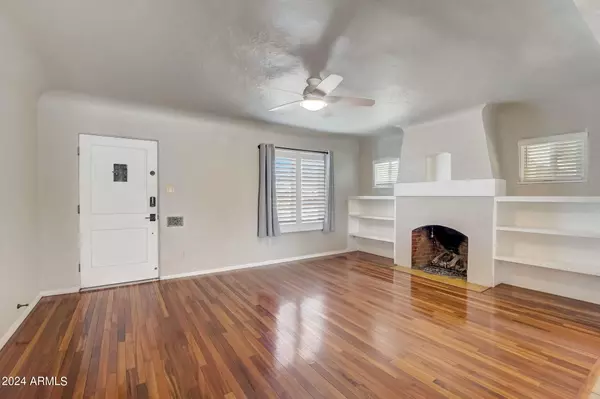 Phoenix, AZ 85006,1425 E PORTLAND Street