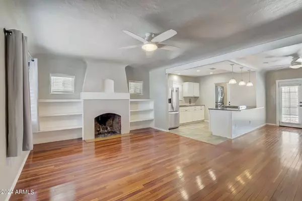 Phoenix, AZ 85006,1425 E PORTLAND Street