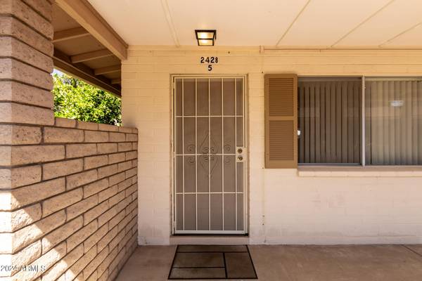 Mesa, AZ 85213,2428 E UNIVERSITY Drive #5