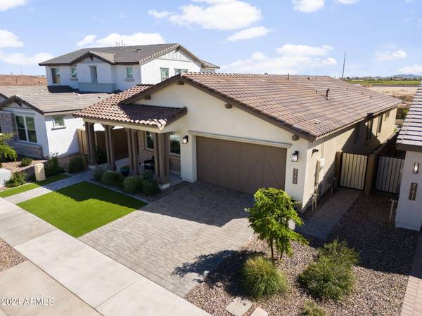 Queen Creek, AZ 85142,21419 E MACAW Drive