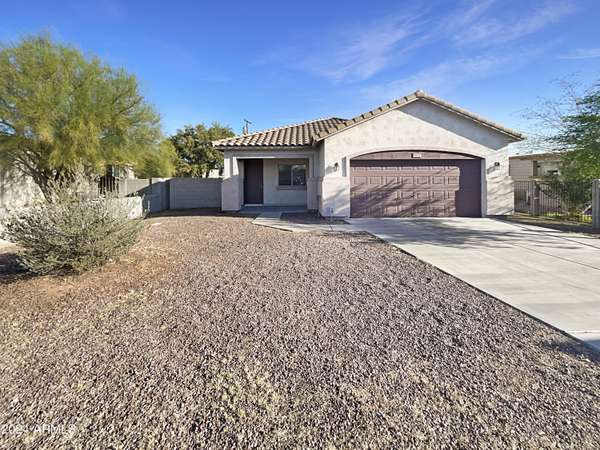 2714 E GRANDVIEW Road,  Phoenix,  AZ 85032