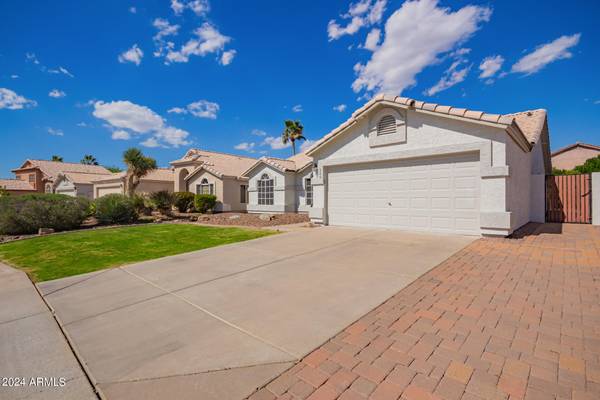 Gilbert, AZ 85233,700 W COUNTRY ESTATES Avenue