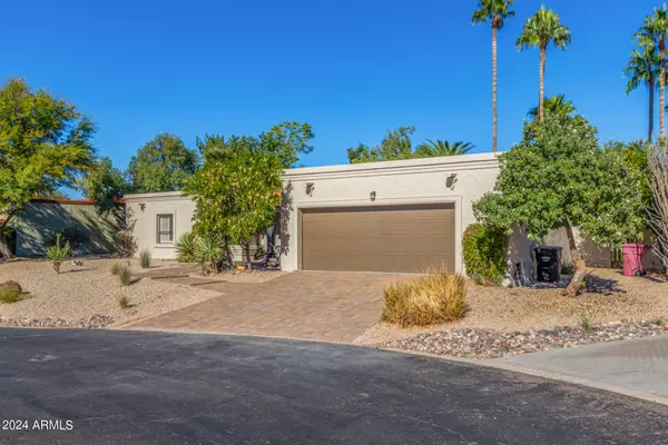 Scottsdale, AZ 85255,8312 E VISTA DE VALLE --