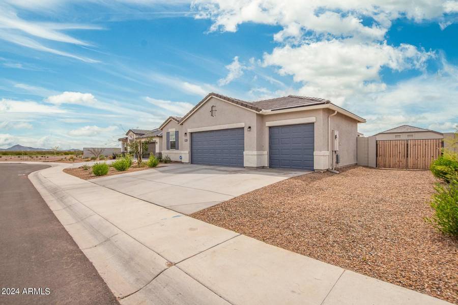 1021 W DESCANSO CANYON Drive, Casa Grande, AZ 85122