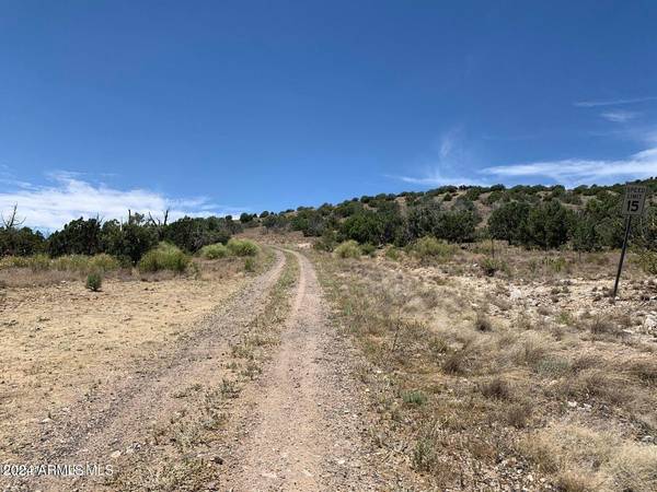 Prescott, AZ 86305,19055 N BUTTE PASS Road #128