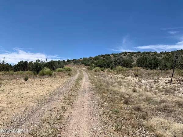 Prescott, AZ 86305,19055 N BUTTE PASS Road #128