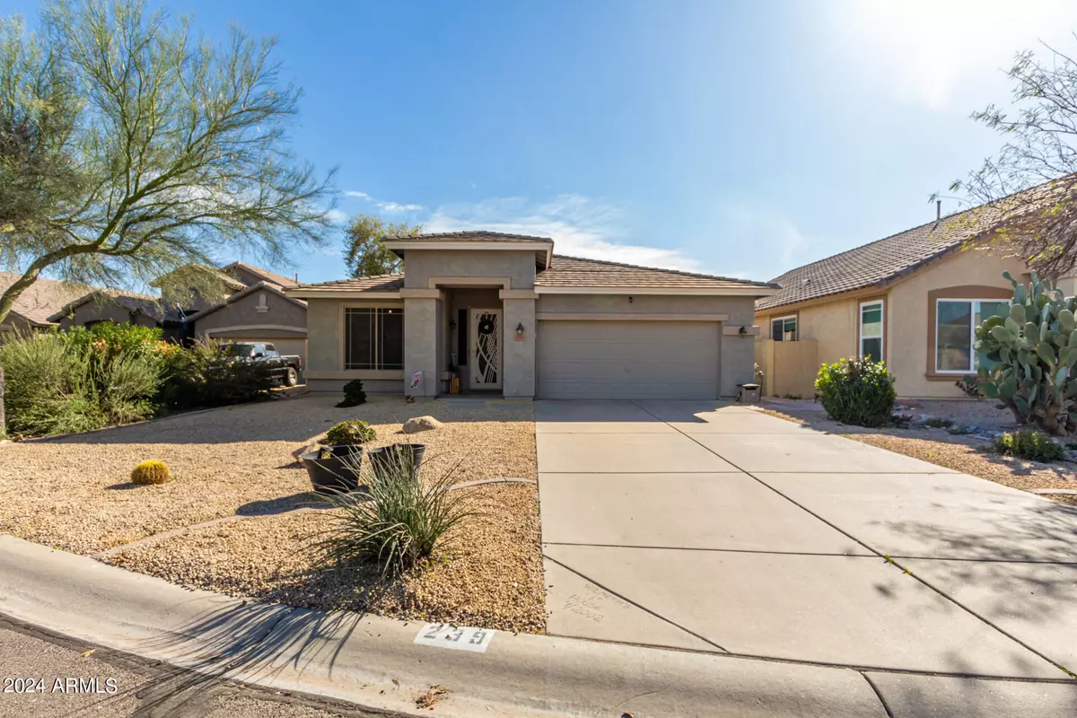 San Tan Valley, AZ 85143,239 E CANARY Court