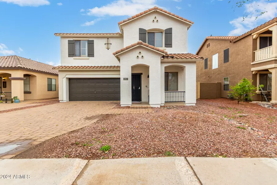 1912 S Falcon Drive, Gilbert, AZ 85295